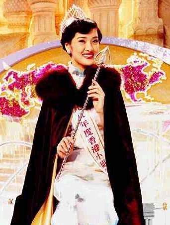 向海嵐是1998年香港小姐冠军。