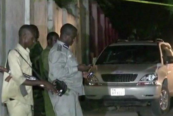 索马里一名部长被误认为是武装分子，被开枪击毙。