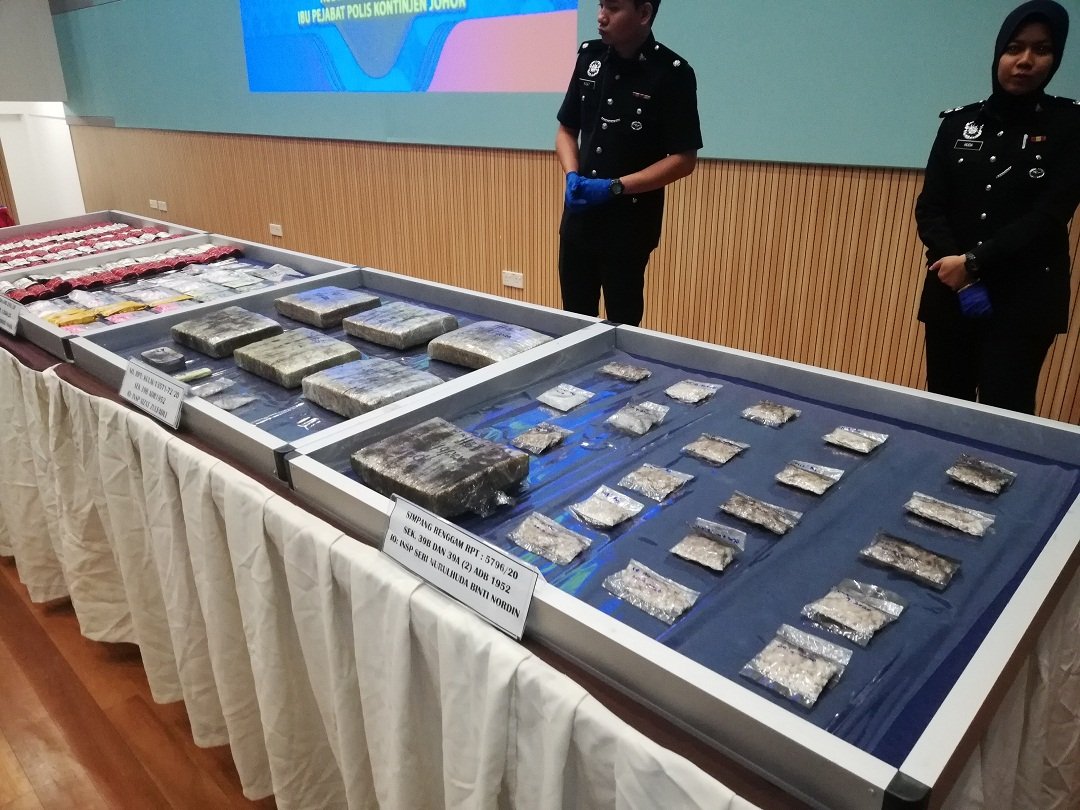 警方在9月16日及19日的两次行动中，起获大批毒品。