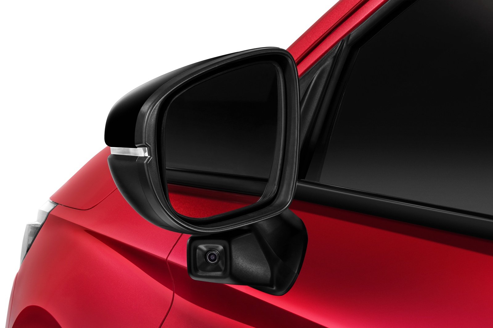 City Hatchback的RS e:HEV和V版本中搭配了Honda LaneWatch，可从摄像监控从左侧驶来的车辆，并使用信息娱乐系统中的实时视觉来减少盲点。