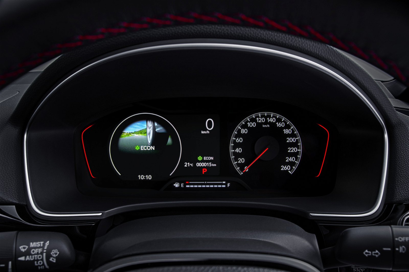 新款Civic加入了驾驶模式切换系统，包括节能（ECO）、标准（Normal）和运动（Sport）
