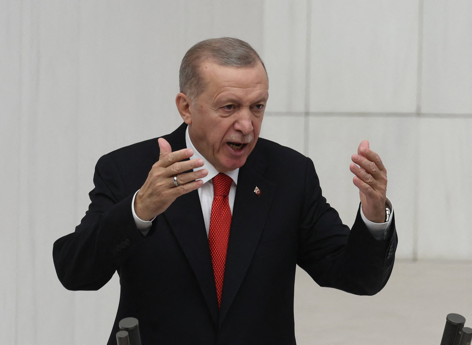 土耳其总统埃尔多安当地时间周日，在土耳其安卡拉举行的土耳其国会第2立法年第28届会议开幕式上发表讲话。（图取自法新社）