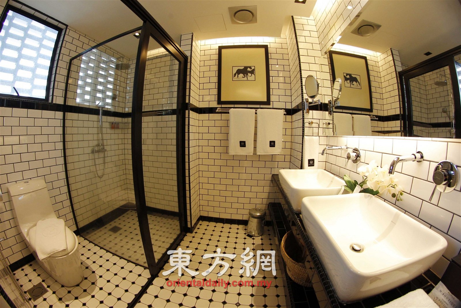 独立浴室和厕所，让顾客有舒适和足够的空间享受沐浴时光。