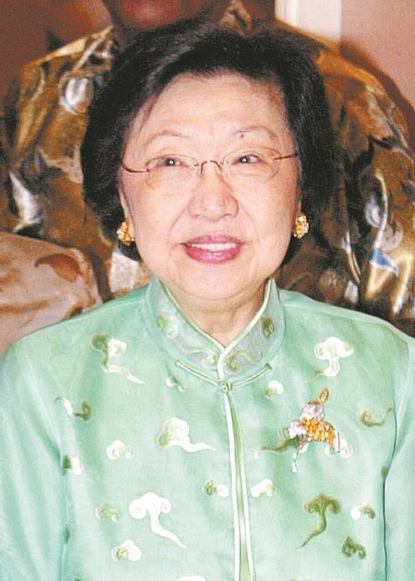 云顶集团创办人已故丹斯里林梧桐的遗孀潘斯里李金花在周五逝世，享年88岁。