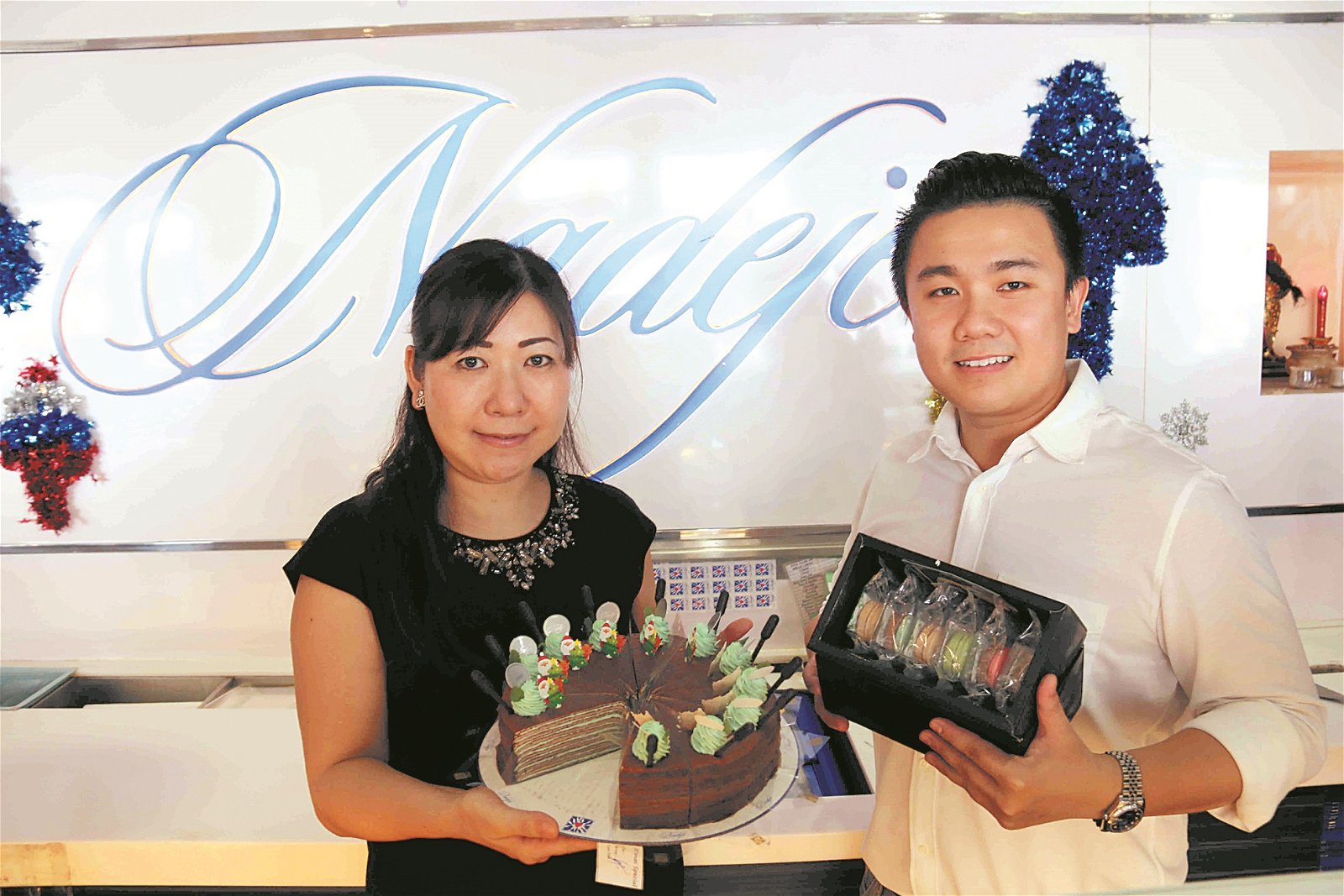 西村希（左）和吴建新联合创办Nadeje千层蛋糕，成为有口皆碑的蛋糕品牌。