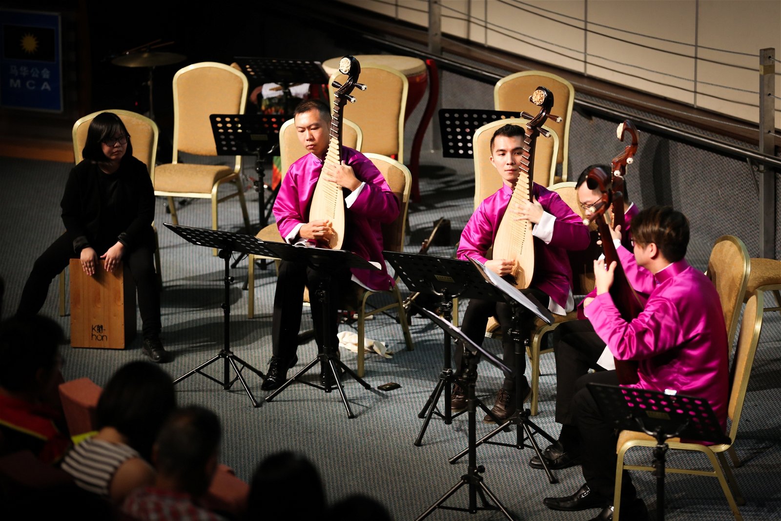 去年华穗艺术节 的舞台上，马来 西亚世纪乐团带 来一场精彩的演 奏会——《搞什 么东西》。
