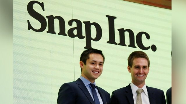 Snapchat创办人Evan Spiegel（右）、联合创办人兼科技总监Bobby Murphy（左）。