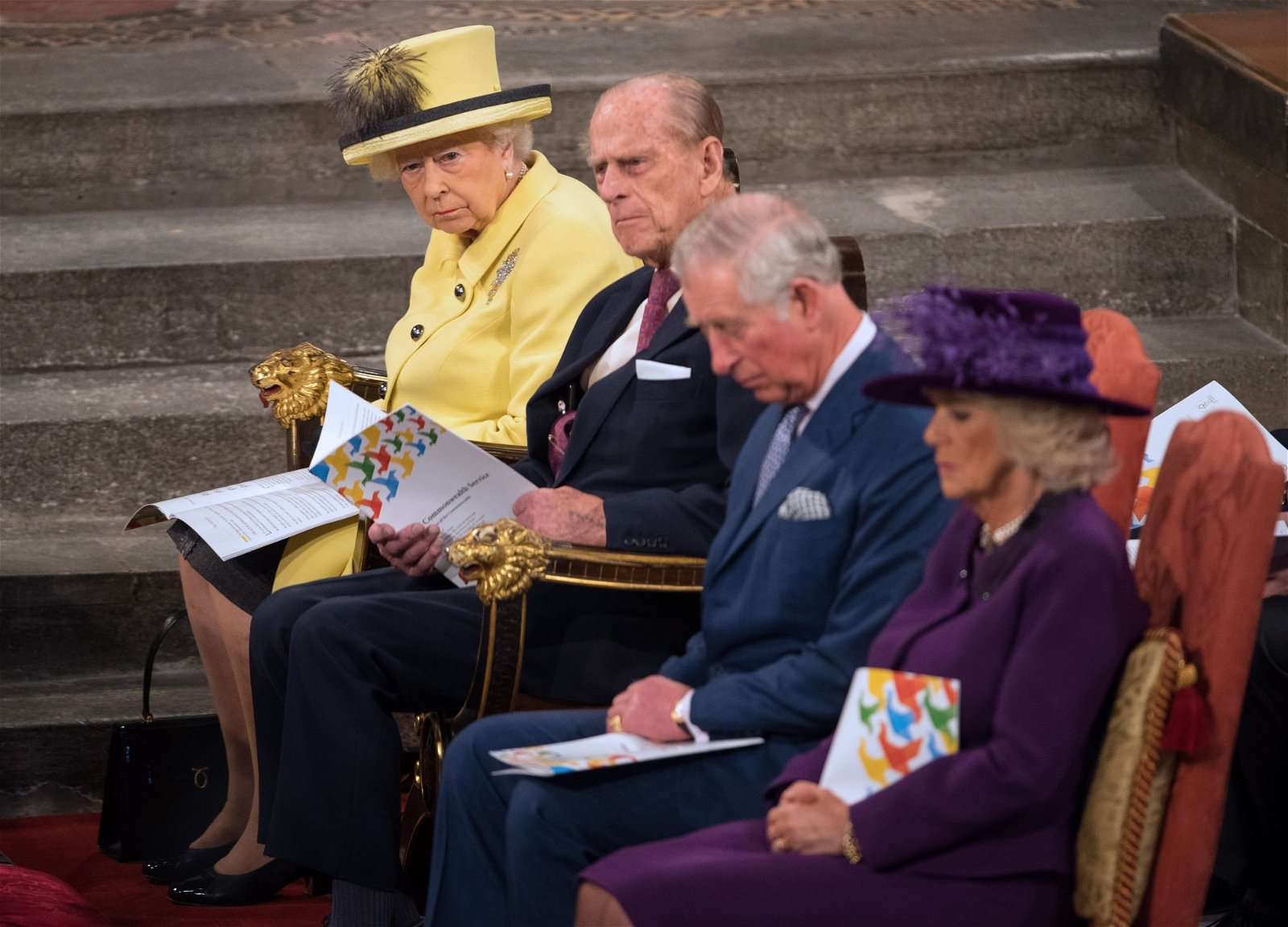 英女王年事渐高，让外界关注一旦女王驾崩，王室如何因应及王储查尔斯登基后，妻子卡米拉的身份地位等。图为伊丽莎白二世（左起）、王夫菲利普亲王、王储查尔斯和伴妃卡米拉本月13日出席英联邦服务日活动。