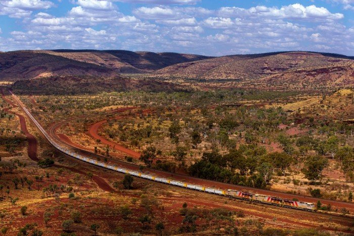 世界首列无人驾驶火车在澳洲上路。