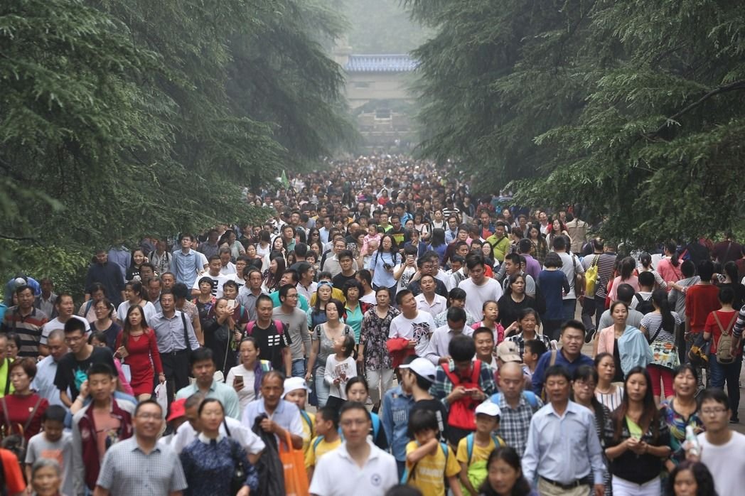 南京中山陵游客。