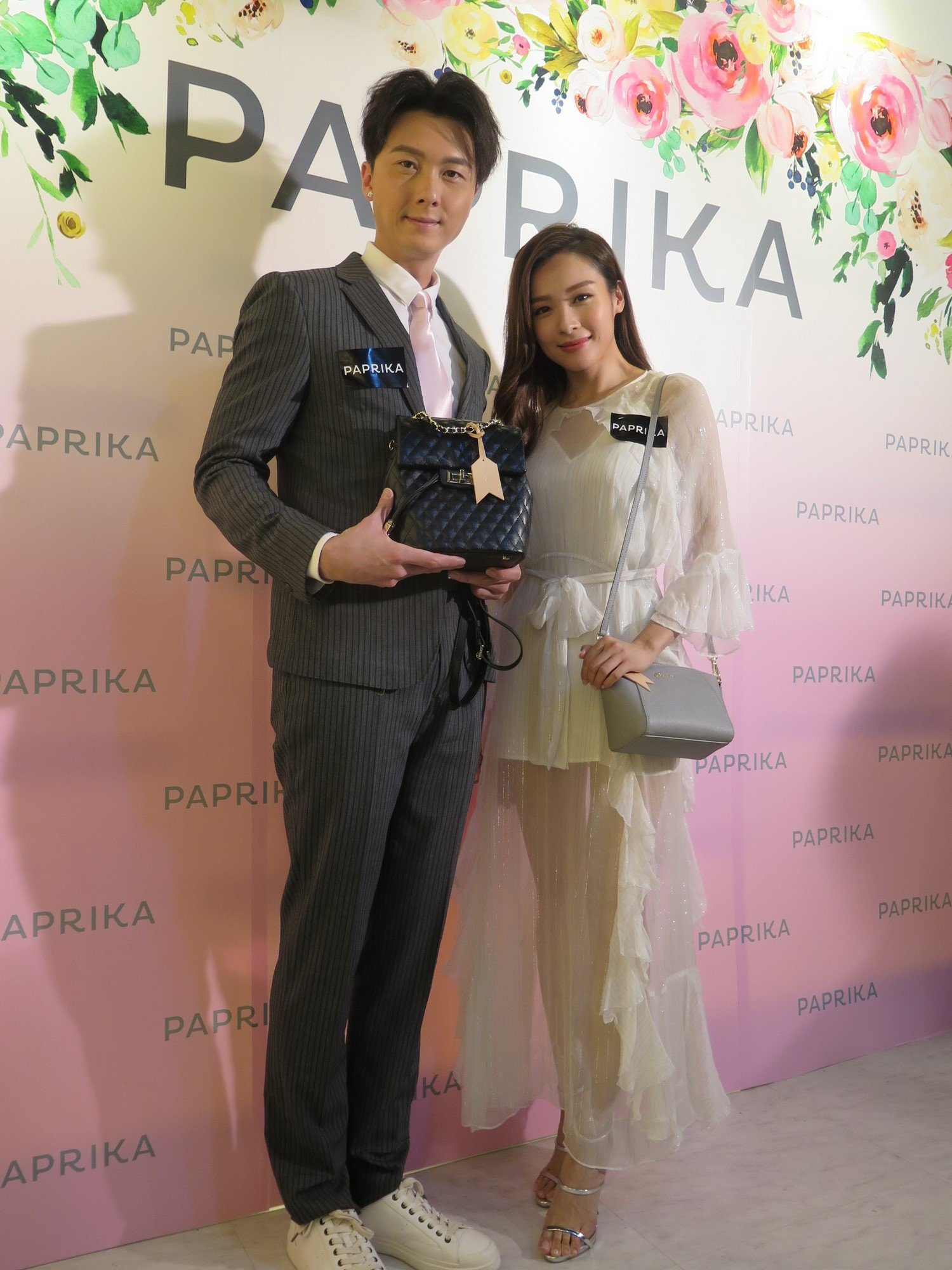 王浩信与李佳芯出席手袋品牌活动。