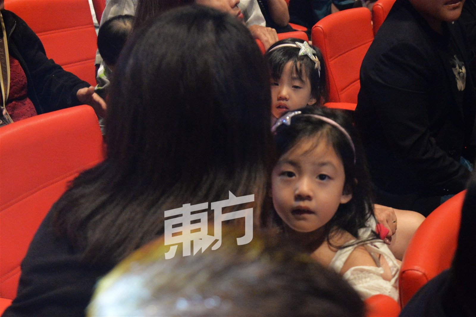 刘畊宏因《爸爸去哪儿》爆红，女儿小泡芙也来到现场，刘爸爸流露爱意说: “无论去到哪里都要带著家人。”