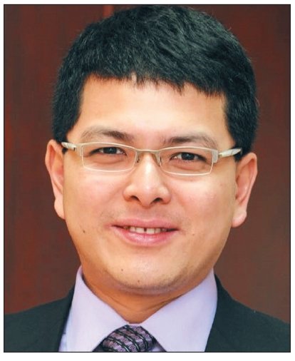 新加坡国际事务学会高级研究学者胡逸山。