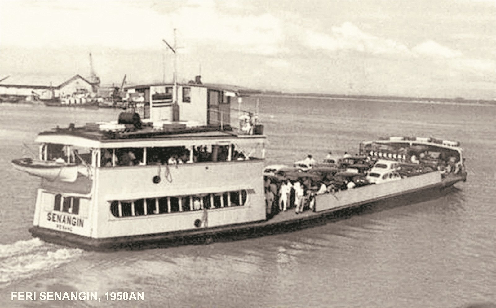 二战后，英军重返槟城，但由于大部分渡轮已遭日军摧毁，因此，英军把4艘军事登陆艇改装成载客渡轮，其中一艘就被命名为“Senangin”。