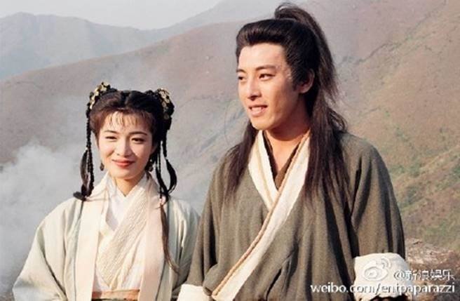 陈少霞演出1996年版《笑傲江湖》中的小师妹模样深植人心。.