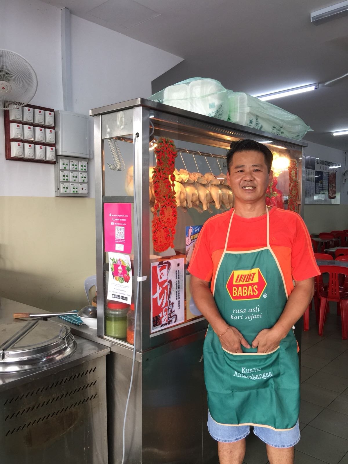 金宝地区以学生居多，Pasar依据当地客户要求，首次推出卖熟食外卖服务。（Pasar提供照片）