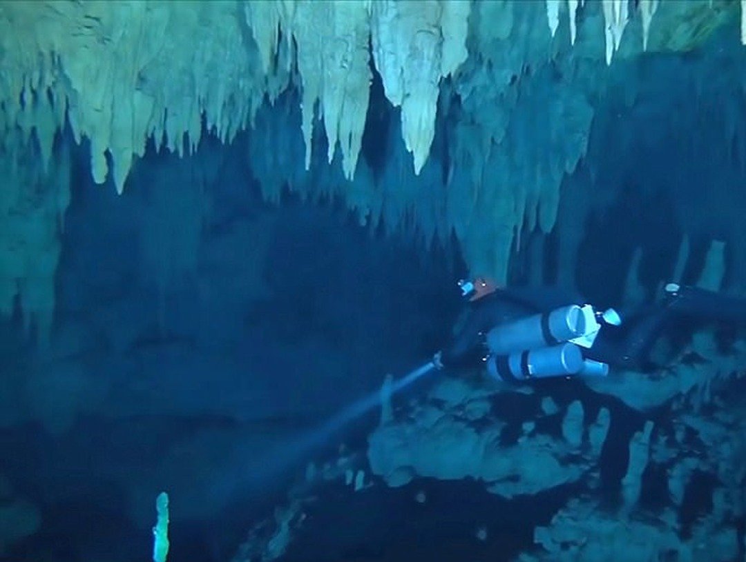 “大玛雅含水层”计划的负责人安达将这世界最长的海底洞穴，称之为“令人惊奇”的发现，因为这个洞穴拥有数百个玛雅遗迹，肯定会有助于揭示玛雅文明的演变历史。