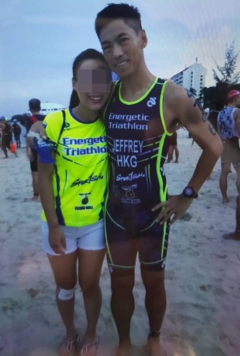 香港失踪者袁志远（译音）与妻子梁曼淇（译音）合照。