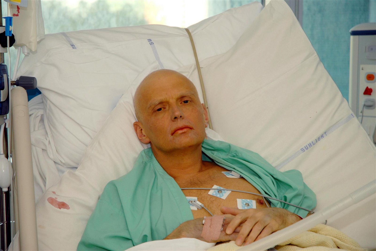 俄罗斯前特工利特维年科，2006年 11月在英国疑被下毒，在英国的主 治医院抢救多日后终告不治。