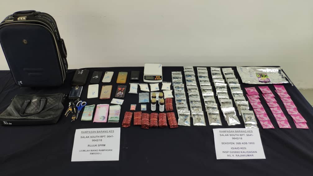 警方在嫌犯住家及后车厢内发现市值2万令吉的各类毒品。