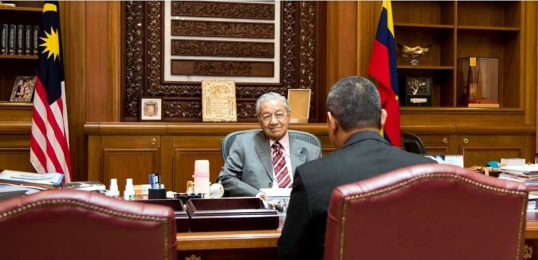 马哈迪周四上午与萨鲁丁会面。 （照片取自马哈迪面子书专页）