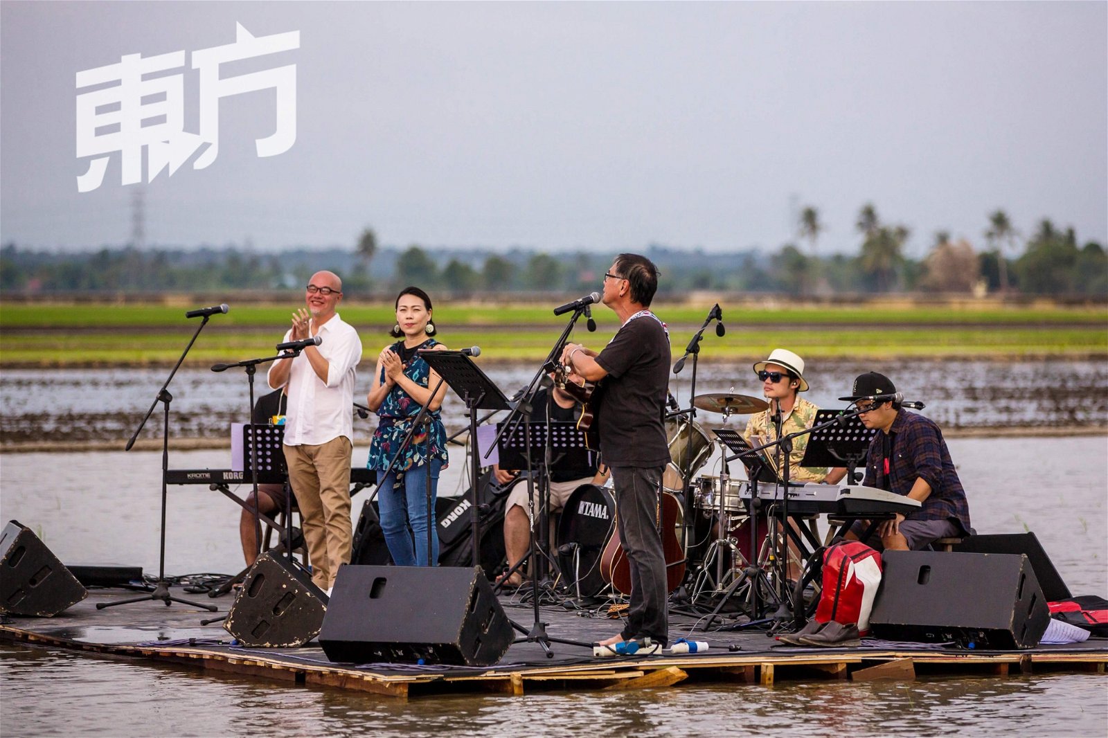 去年，稻海音乐节办了一场“测试版”。张盛德形容，就像是场老朋友的聚会，大家在一个美丽和自然的环境下，唱属于这个地方的歌。