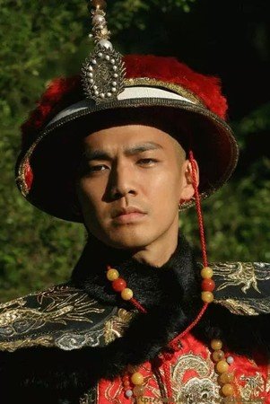 锺汉良曾饰演《鹿鼎记》的康熙皇帝。