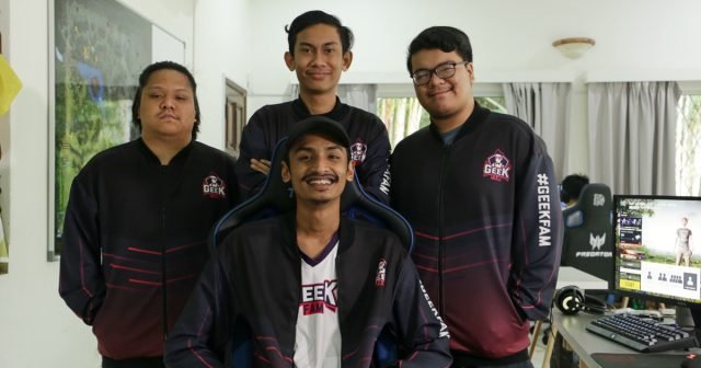 Jangs与队友去年代表Geek Fam赢得了PUBG MY/SG Championship 2018，随后更代表马来西亚到泰国曼谷参加PUBG SEA，获得第七名的佳绩，创下大马PUBG战队在海外的最佳记录。（摄影：颜祖威）