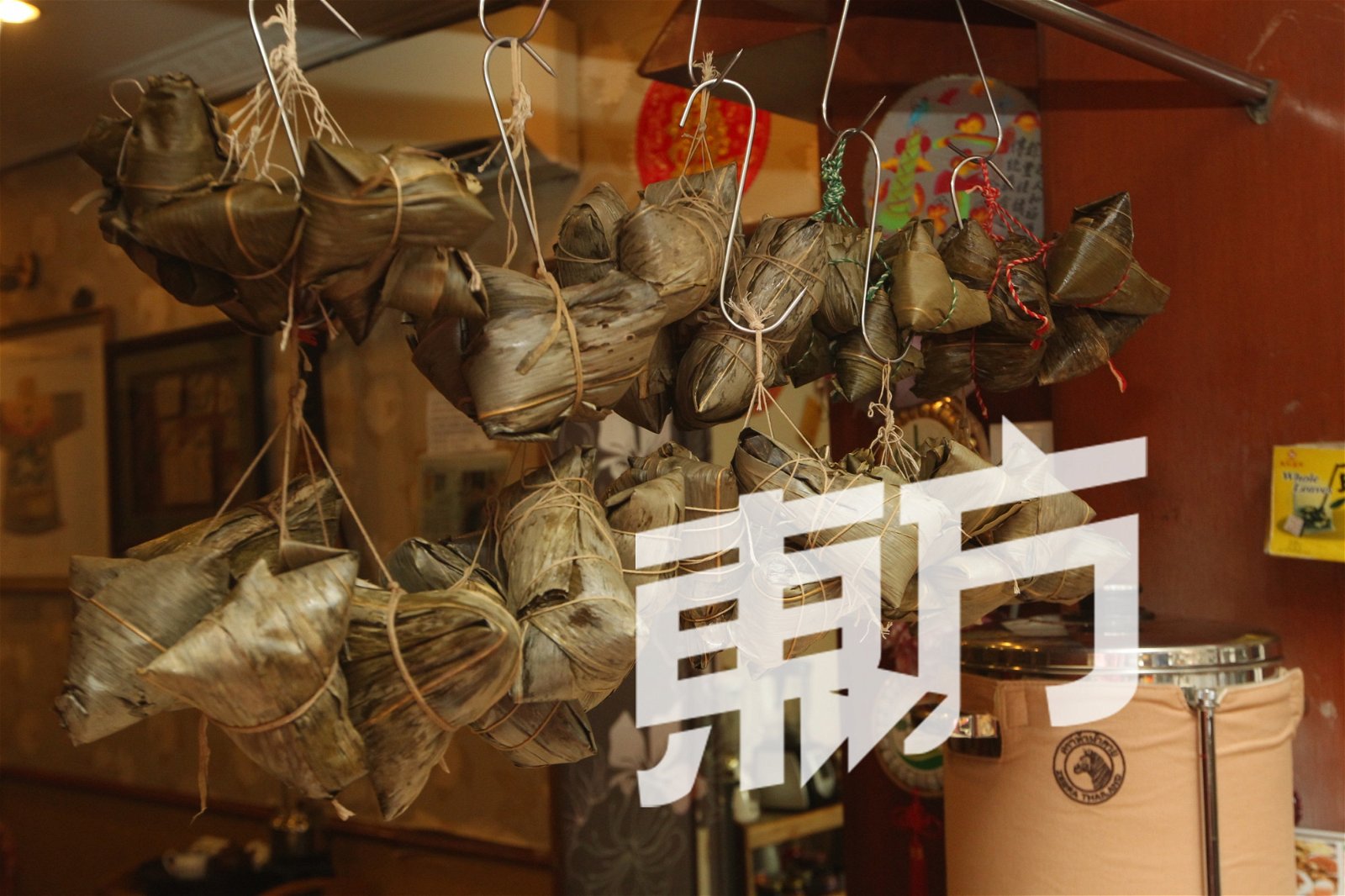 陈慧仪分享，粽子目前不仅是端午节的食品，更是清明节和冬至的必备，因为“粽”与中马票的“中”谐音，是华人喜欢的意头。