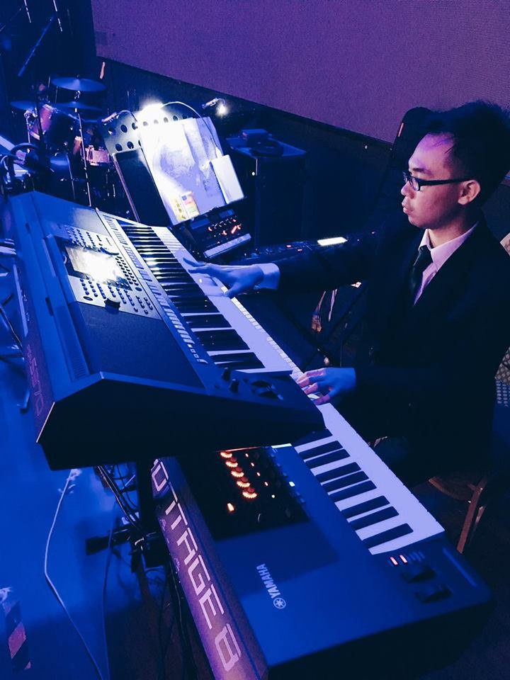 钢琴演奏者刘圣轩。