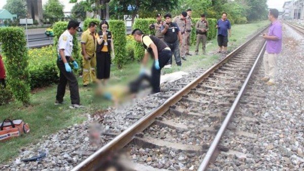泰国警方推测该名男子可能是外籍人士。