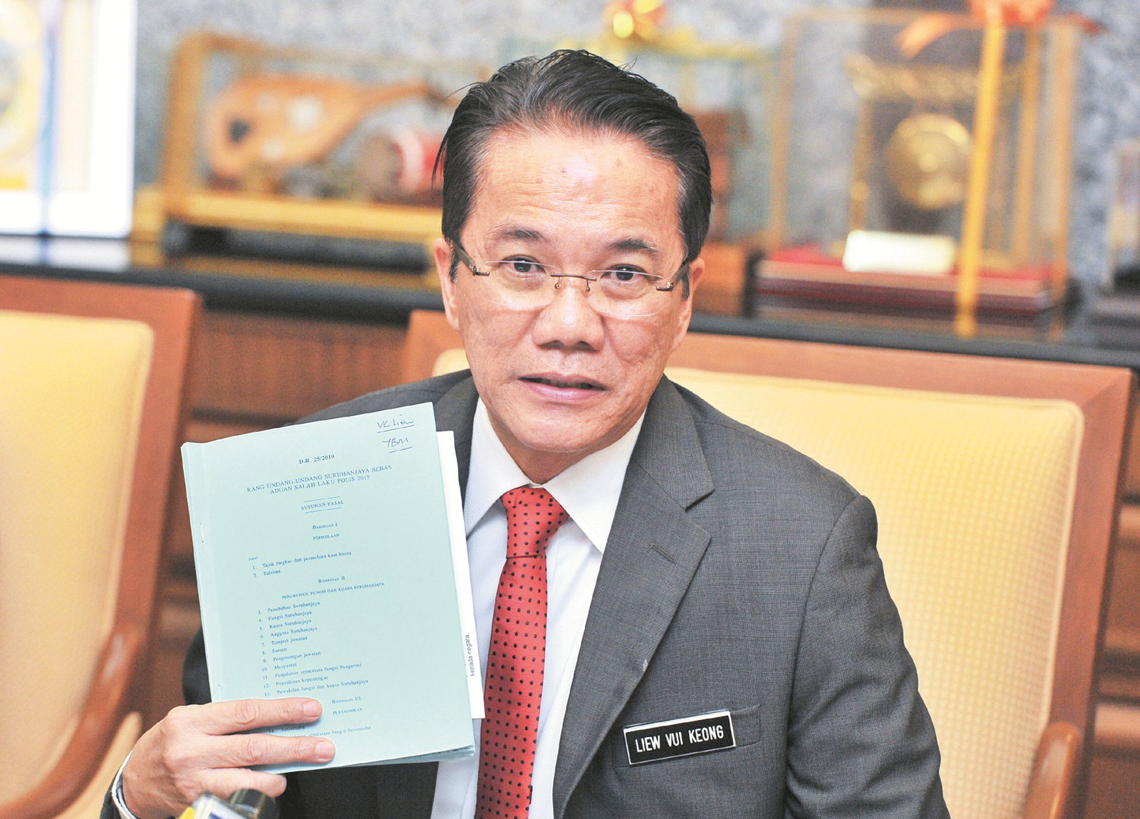 刘伟强料在周一提呈独立警察投诉及行为不检委员会法案。