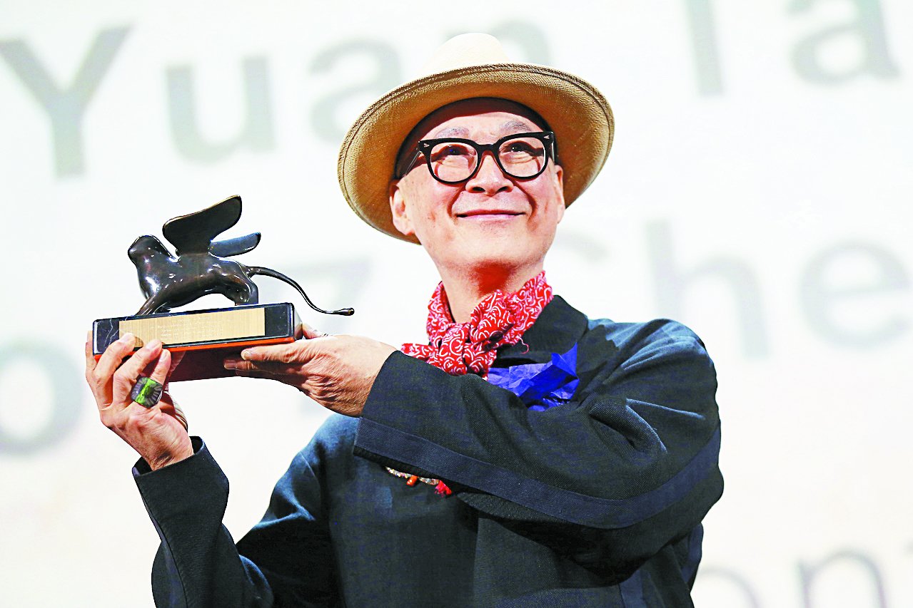 总被批评故事写不好的杨凡，动画片《继园 台七号》能够得奖让他开心不已。