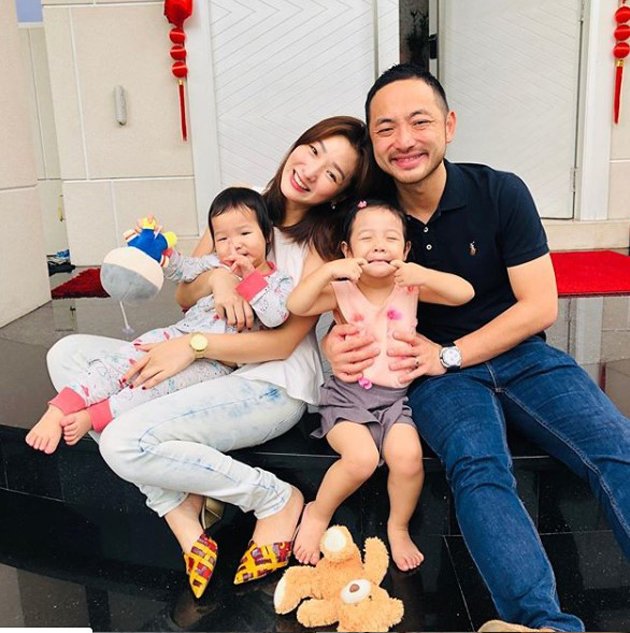 张惠虹经常在IG上载一家四口和两个宝宝的生活照，有“家”万事足。