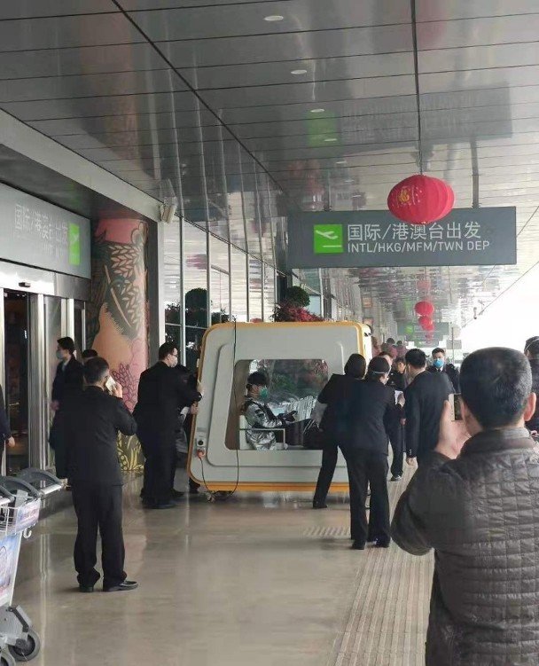 上海机场警方即时作出澄清，强调事发地点是福州机场。