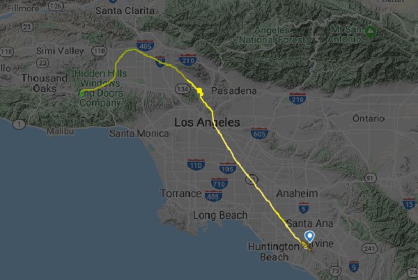 Flightradar24公布布莱恩直升机的轨迹图，只见直升机最后位置是在山区。
