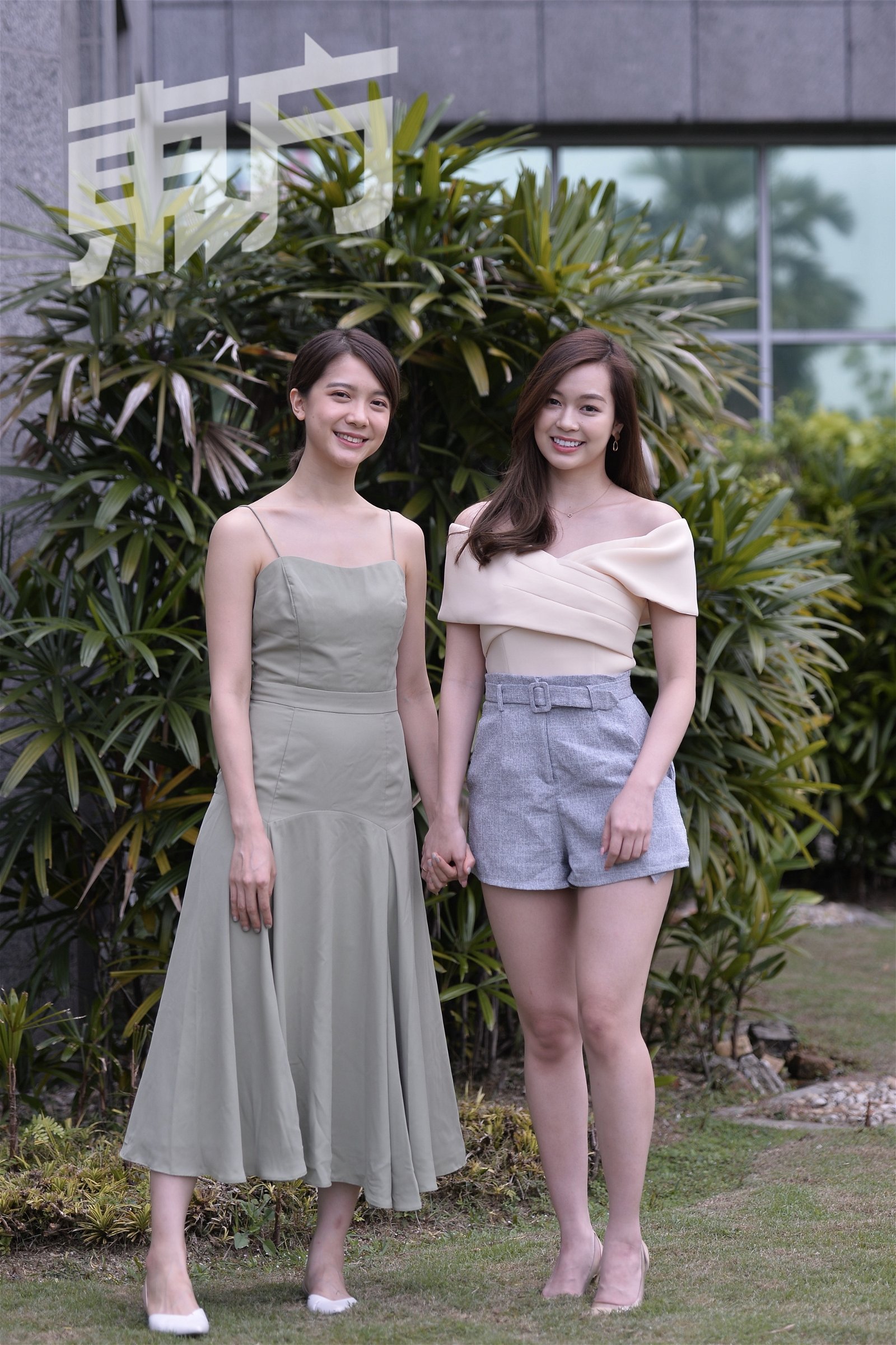 林宣妤（左）和张简宁都是美姐冠军，虽然不同届，但因为年龄、个性相同，很快就打成一片。
