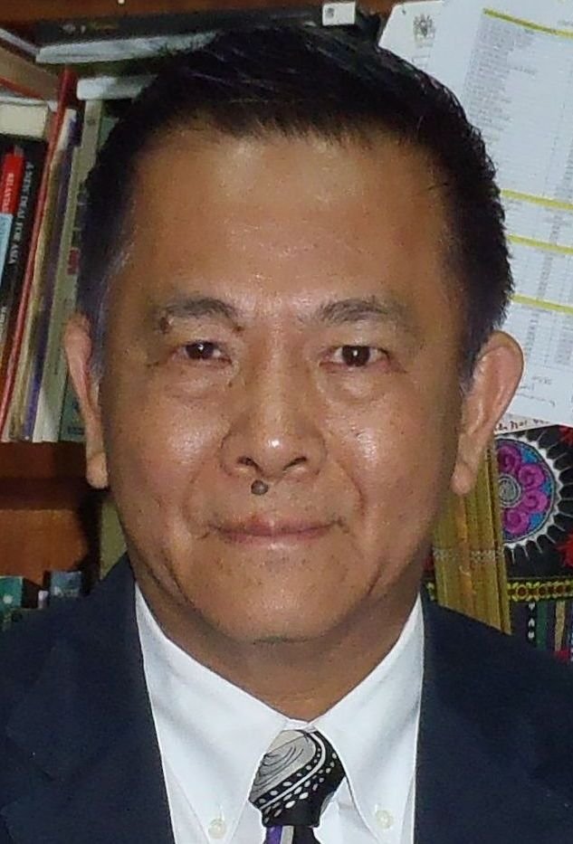 陈艺荣•理科大学地理系教授