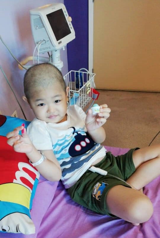 从1岁9个月大开始，吴挺浩就经常进出医院。