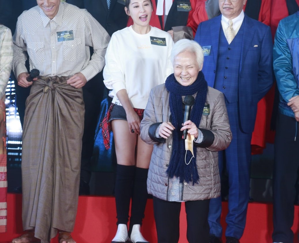雪妮在《踩过界II》的宣传活动上宣布退休息影。