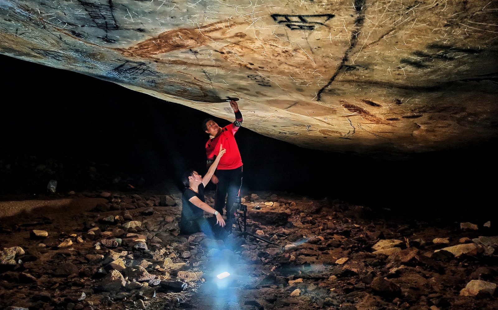 在该南部洞穴发现的4只“山猪”岩画，经观察和对比，与打扪洞“山猪”岩画有相似之处，不排除是同一族群或时代的画风。