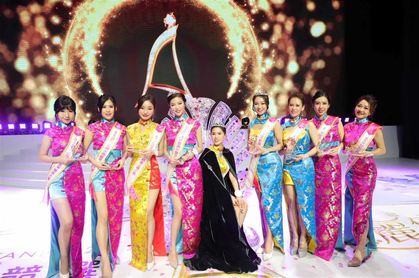 《亚洲小姐竞选2021》香港区决赛昨（25日）圆满落幕。