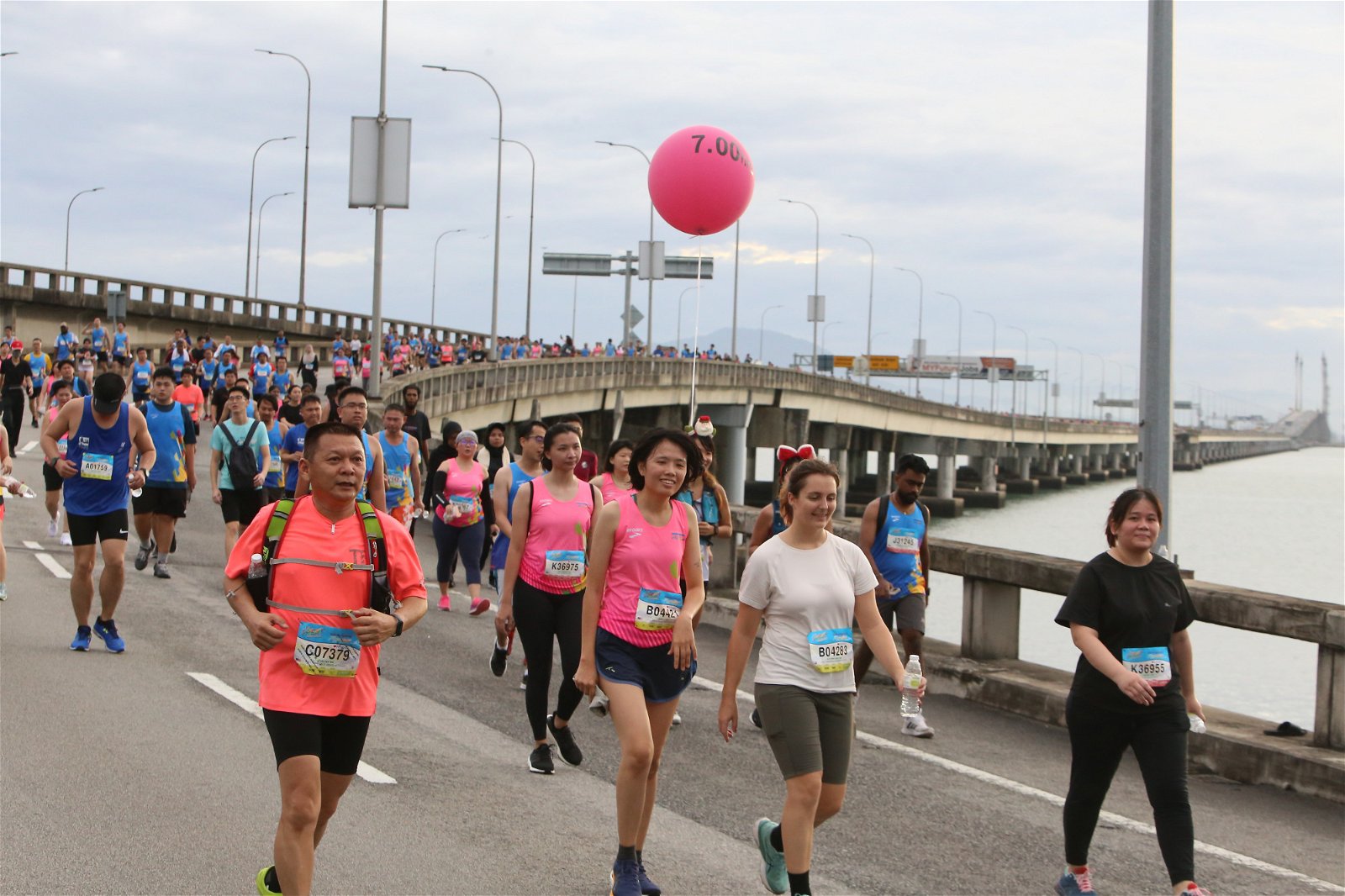 杨顺兴确保赛场符合国际马拉松和长跑协会（AIMS）的标准，继续保持作为国际城市的地位。