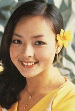 刘蓝溪是70年代当红玉女歌手。