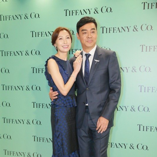 刘青云与郭蔼明是娱乐圈中模范夫妻。