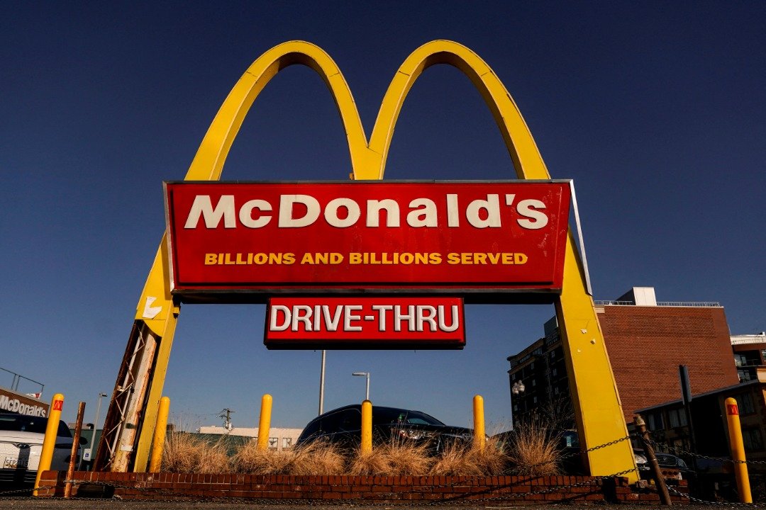 快餐龙头麦当劳周二将公布业绩，将为投资者评估美国消费健康状况提供重要参考。（图取自路透社档案照）
