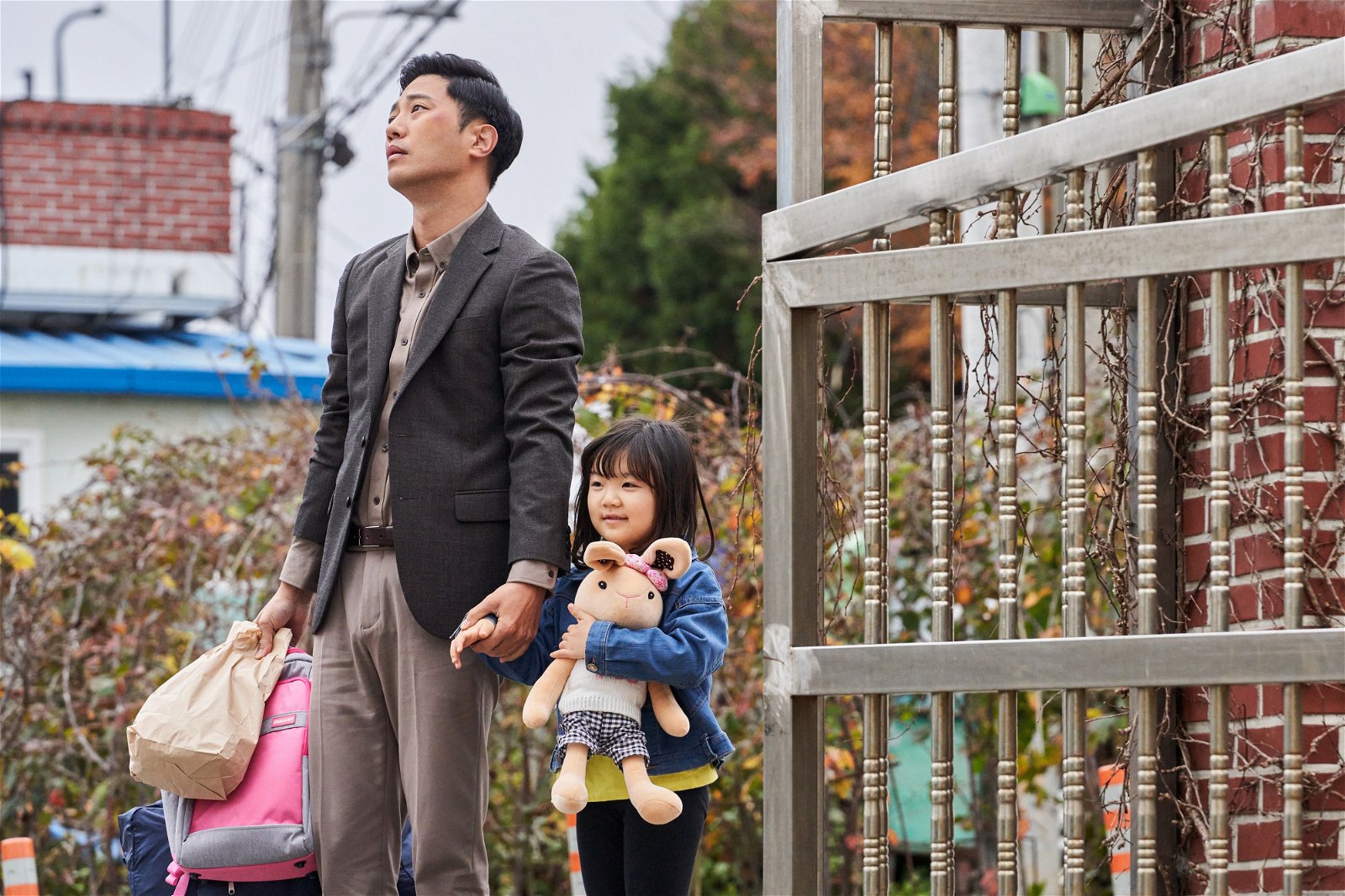 韩国电影《对我来说非常珍贵的你》已于5月上线。