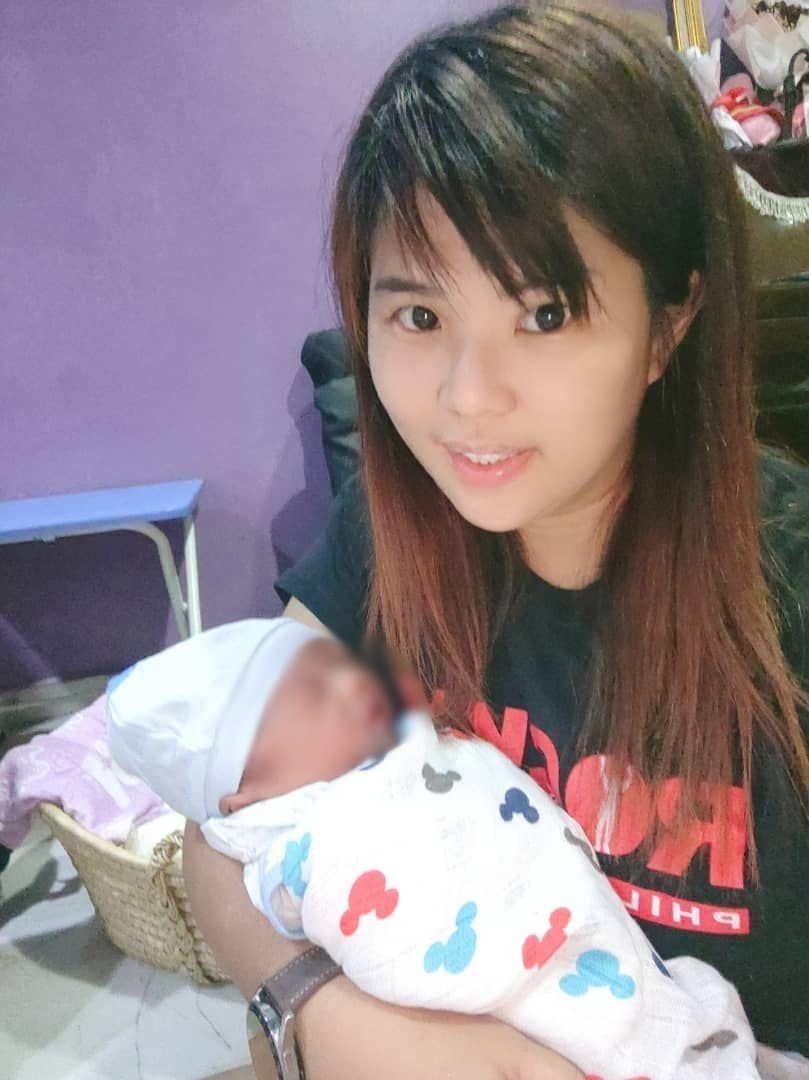黄玉盈决定协助家暴女子养育男婴，目前正在办理合法领养手续。