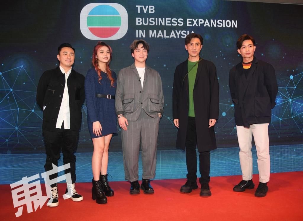 崔建邦（左起）、文凯婷、何晋乐、谭俊彦和周志康在发布会上齐齐亮相。