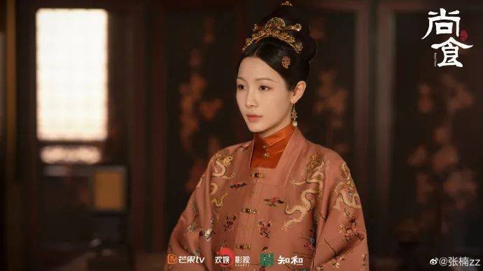 饰演胡皇后的张楠，据传是许凯的前女友。